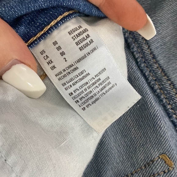 American Eagle ripped  jeans - Picture 3 of 5